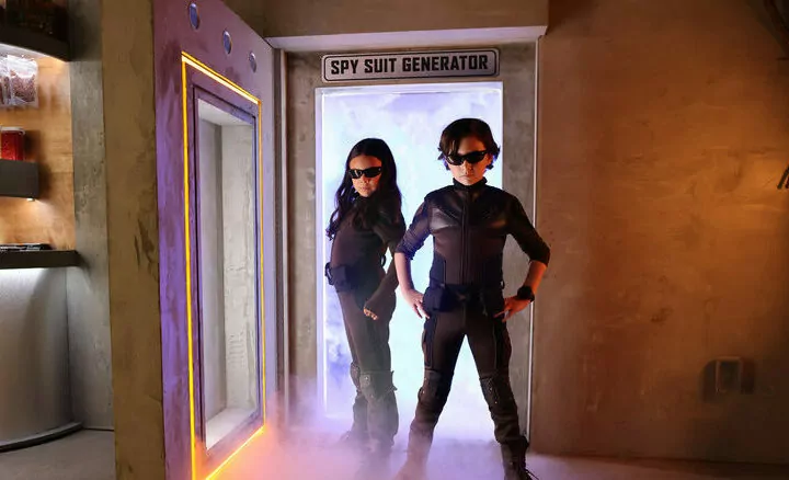 Spy Kids: Armageddon (2023) Movie Review & Summary - No Gadgets Galore For The Kids - The Movie Culture